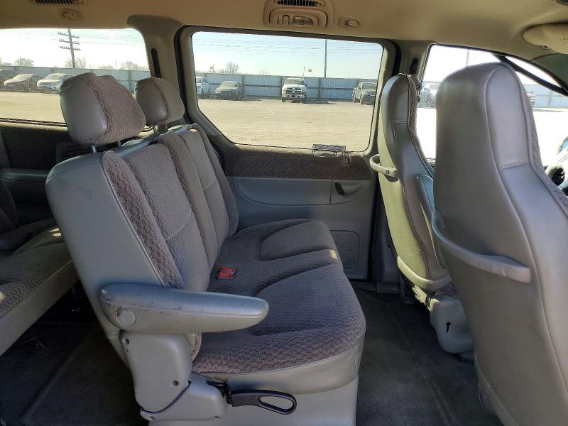 Photo 11 from auction – 2000 CHRYSLER GRAND VOYA with VIN 1C4GJ44G6YB803597
