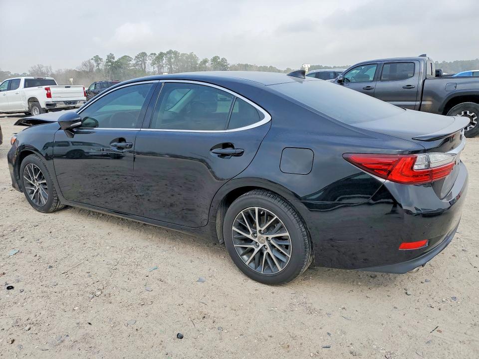 Photo 2 from auction – 2017 LEXUS ES 350 with VIN 58ABK1GG4HU036892