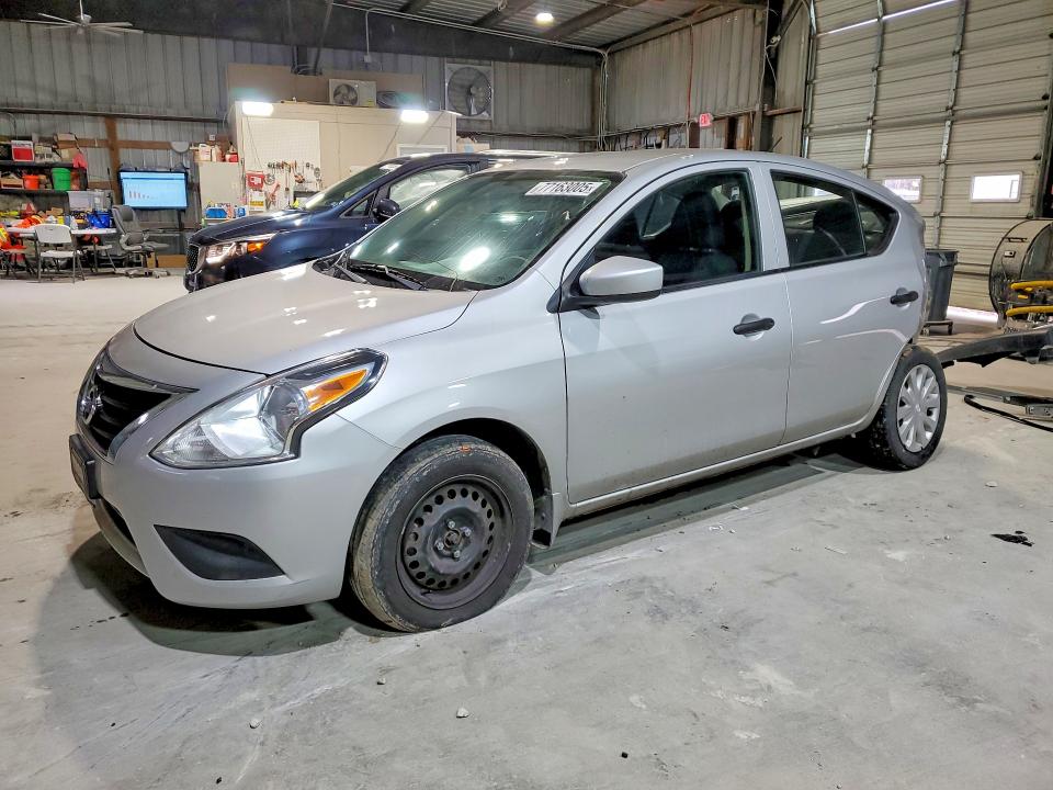 NISS VERSA 2018 with VIN 3N1CN7AP5JL836638 - Photo from auction