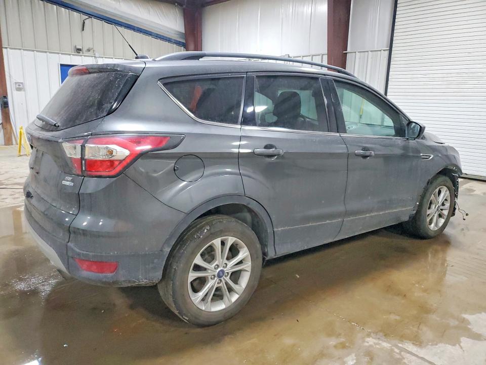 Photo 3 from auction – 2017 FORD ESCAPE with VIN 1FMCU9GD2HUA78214