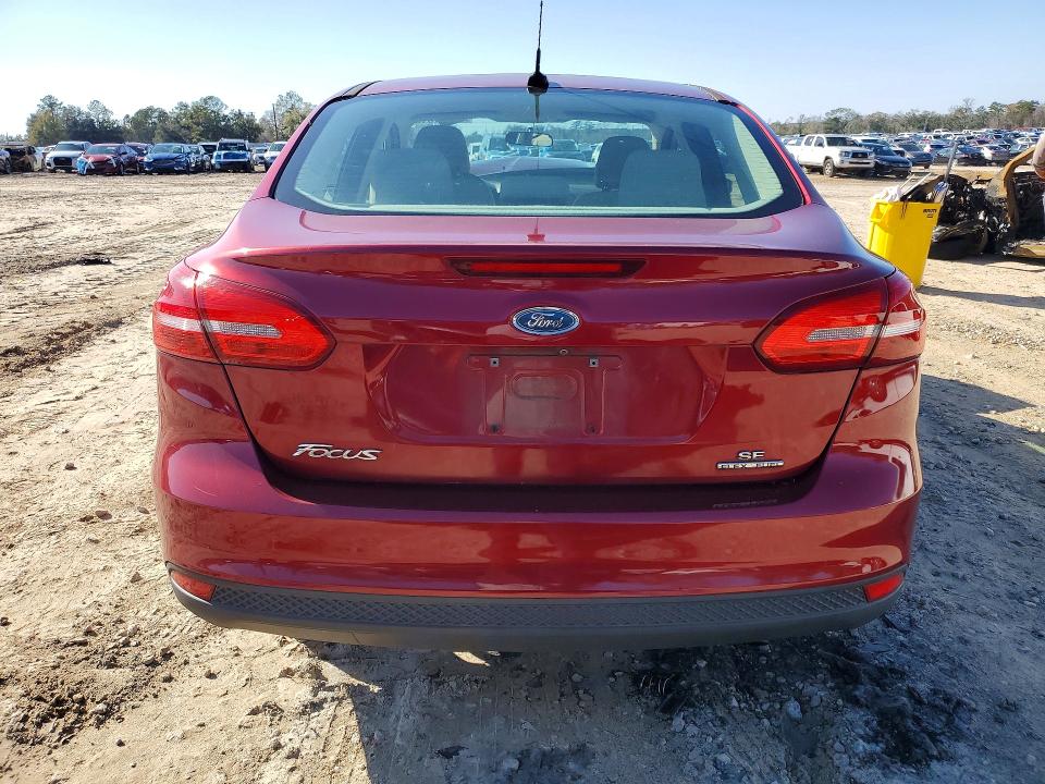 Photo 6 from auction – 2016 FORD FOCUS with VIN 1FADP3F28GL389816