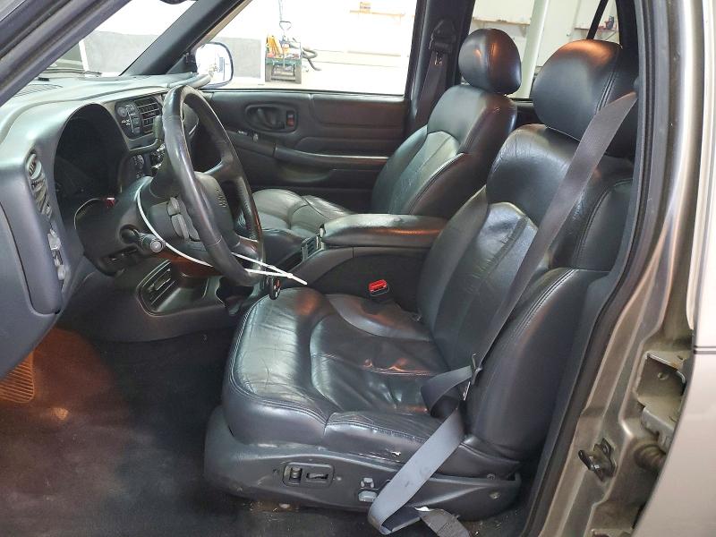 Photo 7 from auction – 2000 CHEVROLET BLAZER with VIN 1GNDT13W0Y2115686