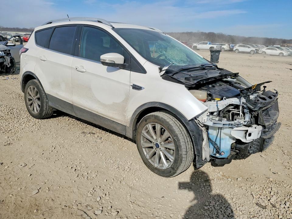Photo 4 from auction – 2018 FORD ESCAPE with VIN 1FMCU9J94JUA33527