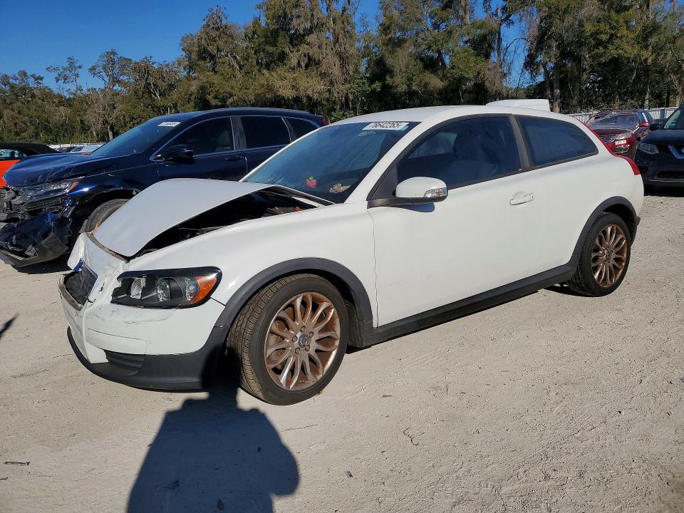 VOLVO C30 2008 with VIN YV1MK672682081909 - Photo from auction