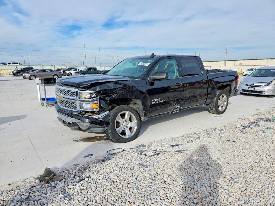 CHEVROLET SILVERADO 2015 with VIN 3GCUCREC7FG512777 - Photo from auction