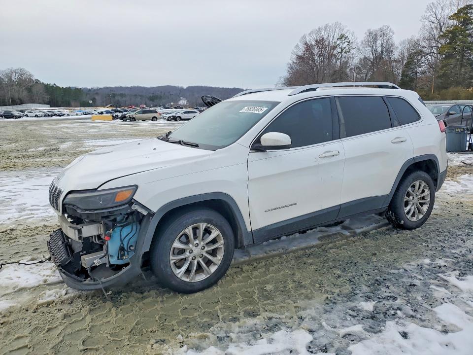 JEEP CHEROKEE L 2019 with VIN 1C4PJLCB3KD128660 - Photo from auction