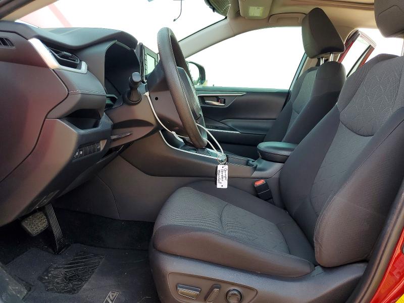 Photo 7 from auction – 2021 TOYOTA RAV4 with VIN 2T3W1RFV4MC088665