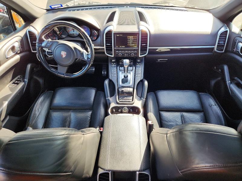 Photo 8 from auction – 2011 PORSCHE CAYENNE with VIN WP1AB2A26BLA47799