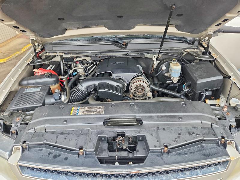 Photo 12 from auction – 2009 CHEVROLET SUBURBAN with VIN 1GNFK26349R224342