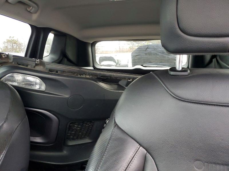 Photo 10 from auction – 2015 JEEP RENEGADE with VIN ZACCJBDT5FPB83960