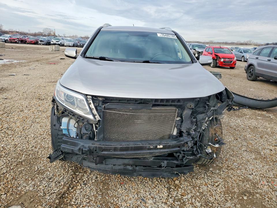 Photo 5 from auction – 2015 KIA SORENTO with VIN 5XYKTCA61FG571469