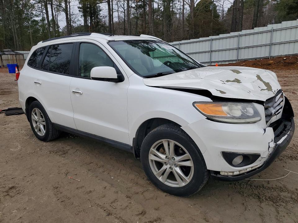 Photo 4 from auction – 2012 HYUNDAI SANTA FE with VIN 5XYZK4AG7CG167281