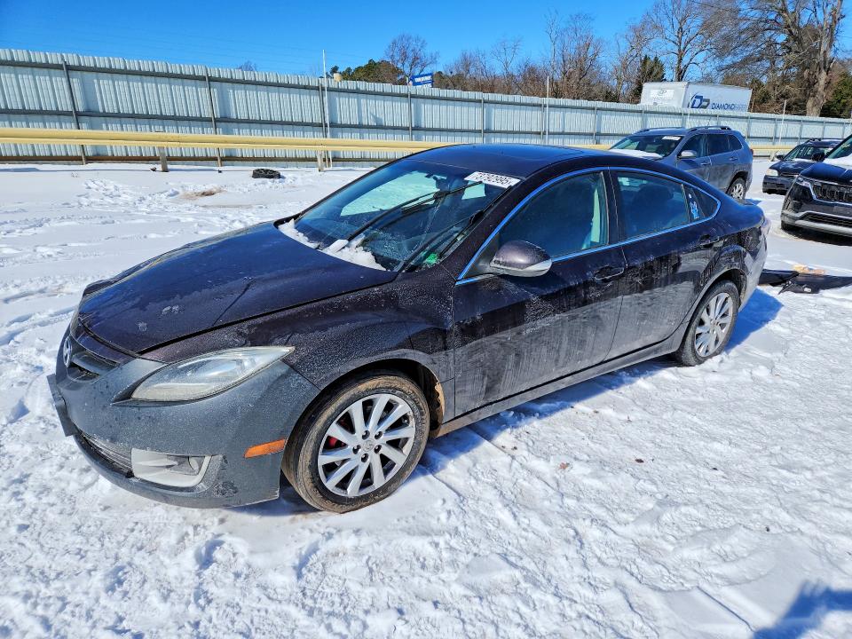 MAZDA 6 I 2011 с VIN 1YVHZ8CH8B5M18881 - Фото с аукциона