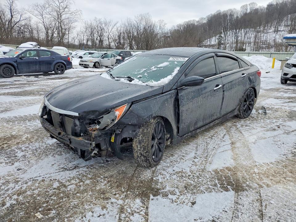 HYUNDAI SONATA SE 2011 with VIN 5NPEC4AC1BH118464 - Photo from auction