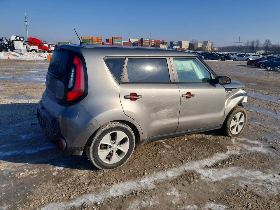 Photo 3 from auction – 2015 KIA SOUL with VIN KNDJN2A2XF7153762