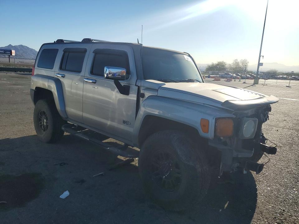 Photo 4 from auction – 2006 HUMMER H3 with VIN 5GTDN136768216052