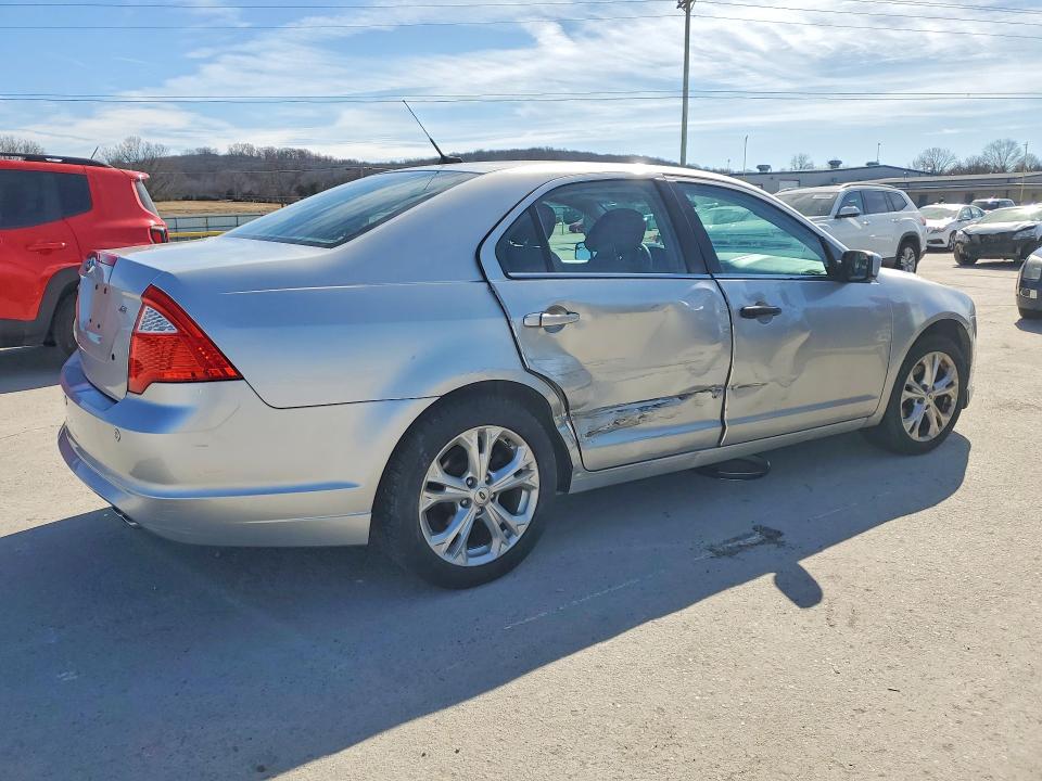 Photo 3 from auction – 2012 FORD FUSION with VIN 3FAHP0HA1CR374607