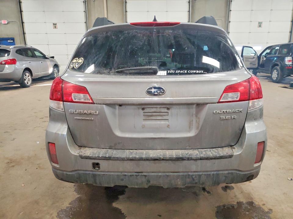 Photo 6 from auction – 2011 SUBARU OUTBACK 3. with VIN 4S4BRDHC1B2389769