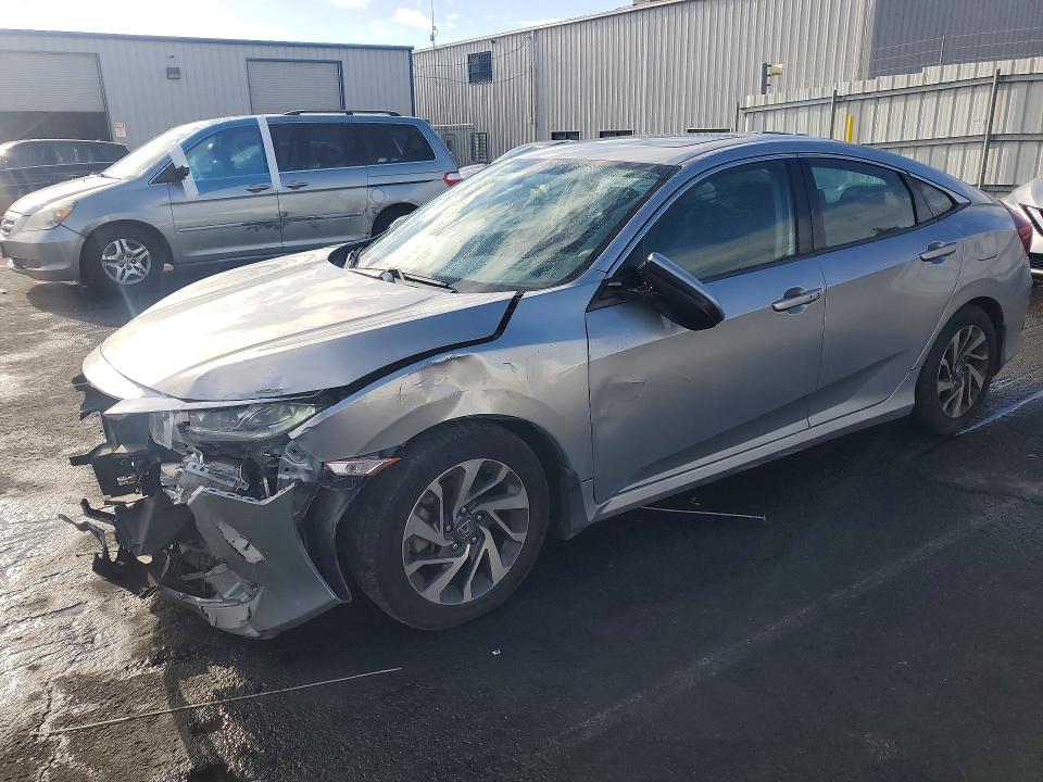 HONDA CIVIC 2017 with VIN 19XFC2F79HE227692 - Photo from auction