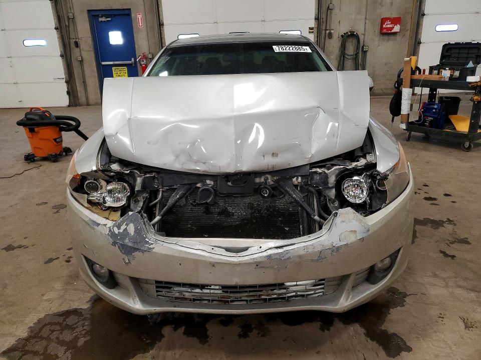 Photo 5 from auction – 2010 ACURA TRANSPORT with VIN JH4CU2F62AC028857