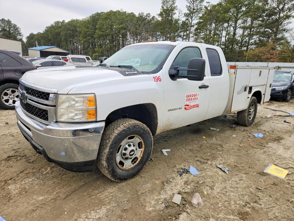 CHEVROLET SILVERADO 2011 with VIN 1GB2CVCG5BZ204947 - Photo from auction