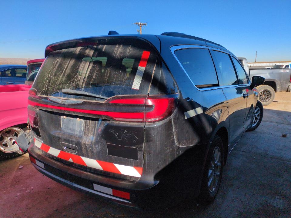 Foto 3 de la subasta – 2022 CHRYSLER PACIFICA T con VIN 2C4RC1BG0NR150637