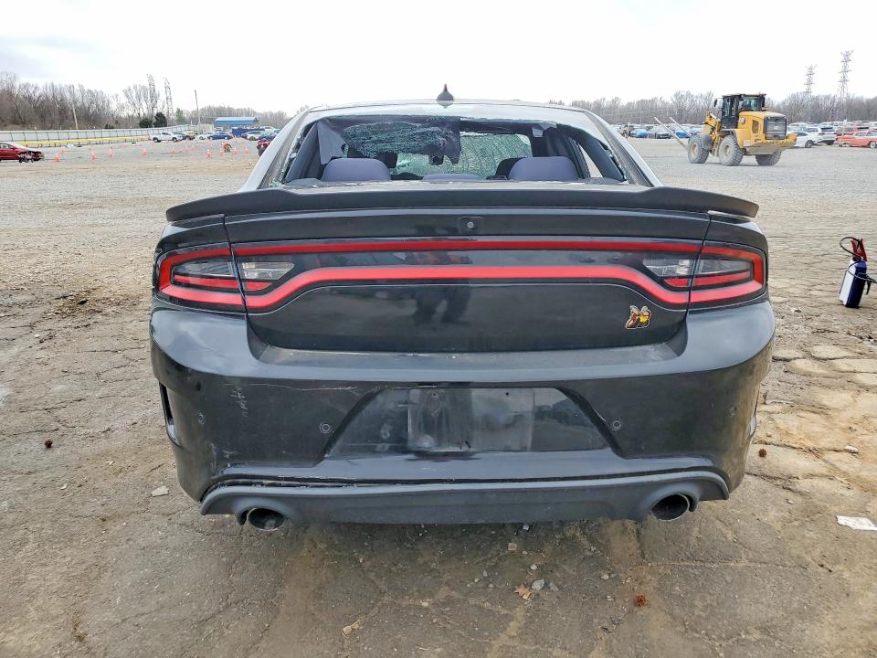 Photo 6 from auction – 2018 DODGE CHARGER with VIN 2C3CDXGJ8JH261161