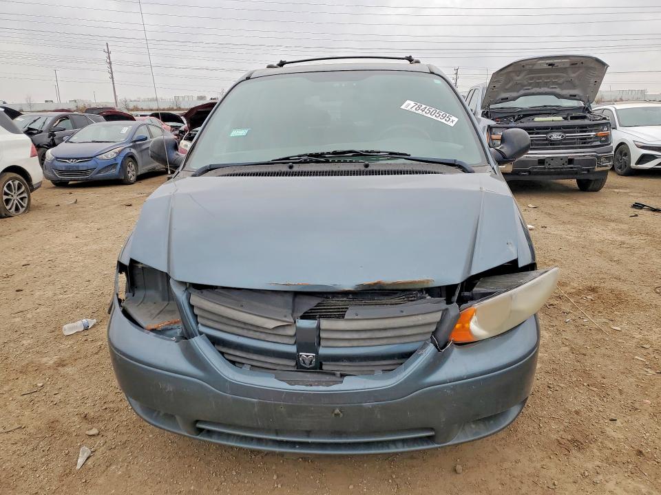 Photo 5 from auction – 2005 DODGE CARAVAN with VIN 1D4GP45R95B156108