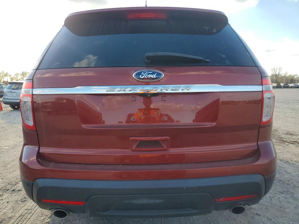 Photo 6 from auction – 2014 FORD EXPLORER with VIN 1FM5K7F86EGB95571