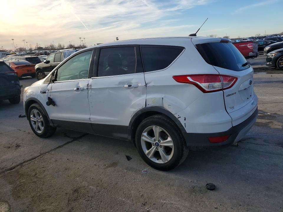 Photo 2 from auction – 2013 FORD ESCAPE with VIN 1FMCU0GX3DUC93956