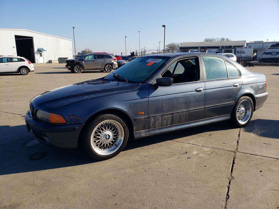BMW 528 I AUTO 2000 with VIN WBADM6342YGU29311 - Photo from auction