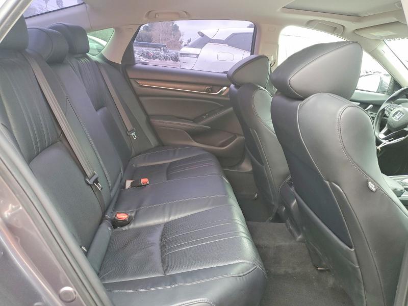 Photo 10 from auction – 2018 HONDA ACCORD with VIN 1HGCV3F90JA016248