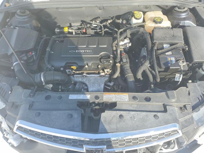 Photo 11 from auction – 2014 CHEVROLET CRUZE with VIN 1G1PC5SB6E7209395