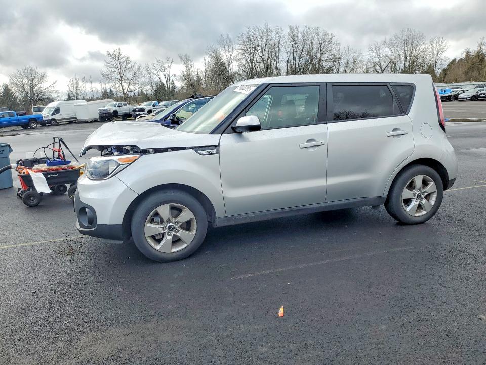 KIA SOUL 2017 with VIN KNDJN2A23H7474271 - Photo from auction