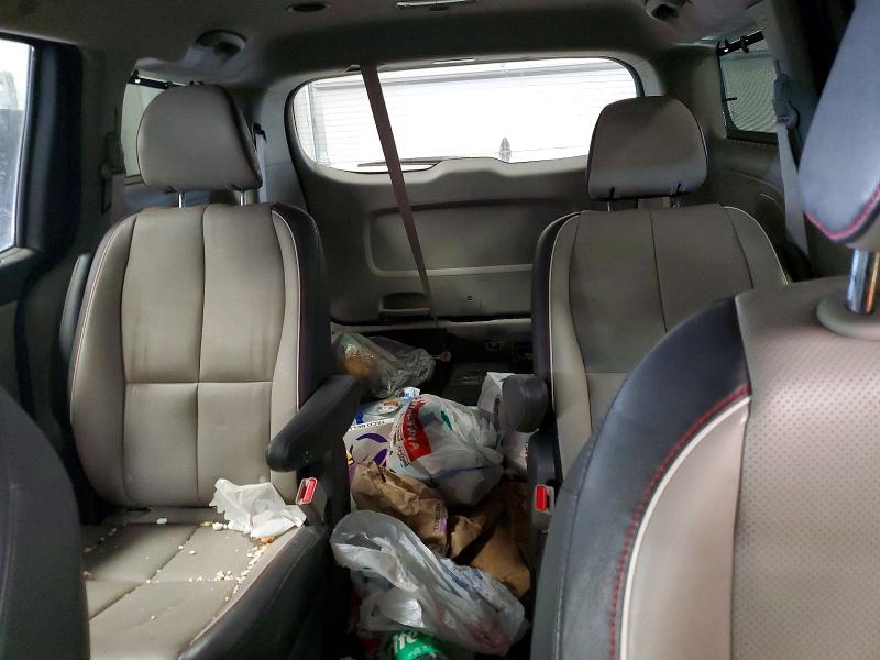 Photo 10 from auction – 2018 KIA SEDONA with VIN KNDMC5C15J6422399