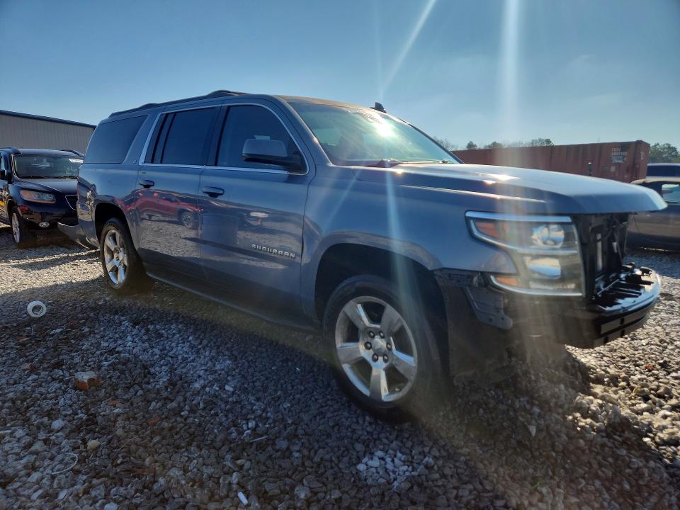 Photo 4 from auction – 2016 CHEVROLET SUBURBAN with VIN 1GNSKHKC8GR347680