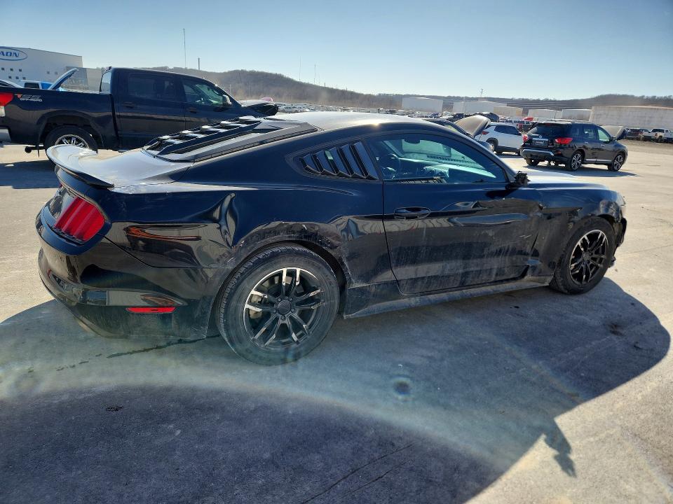 Photo 3 from auction – 2017 FORD MUSTANG with VIN 1FA6P8AM9H5356859