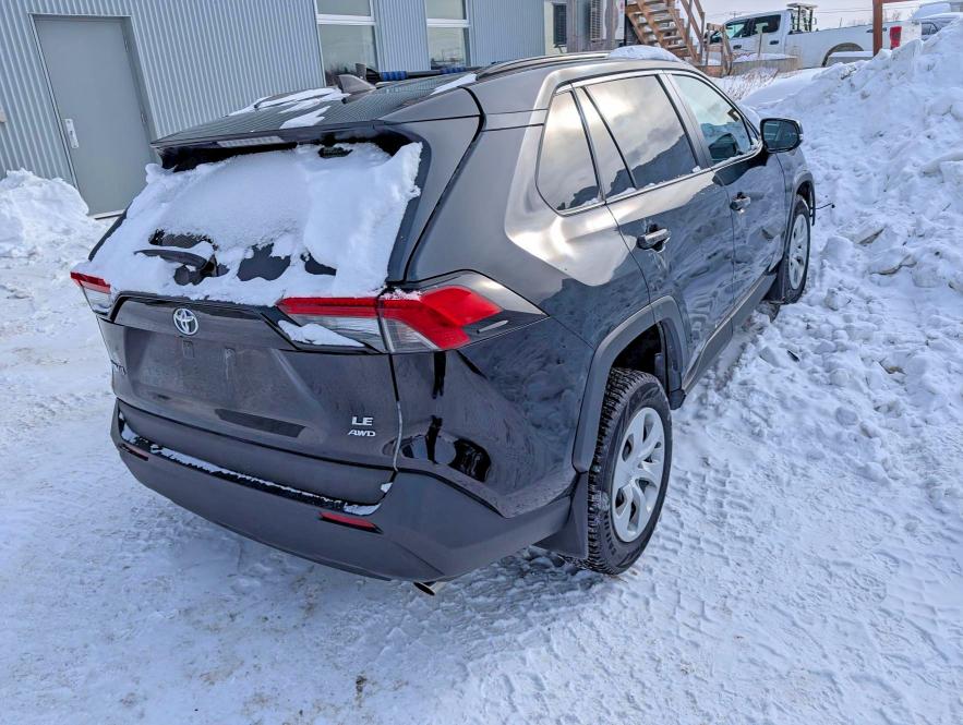 Photo 3 from auction – 2021 TOYOTA RAV4 LE with VIN 2T3B1RFV6MC175515