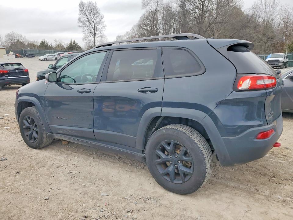 Foto 2 de la subasta – 2016 JEEP CHEROKEE T con VIN 1C4PJMBS3GW227336