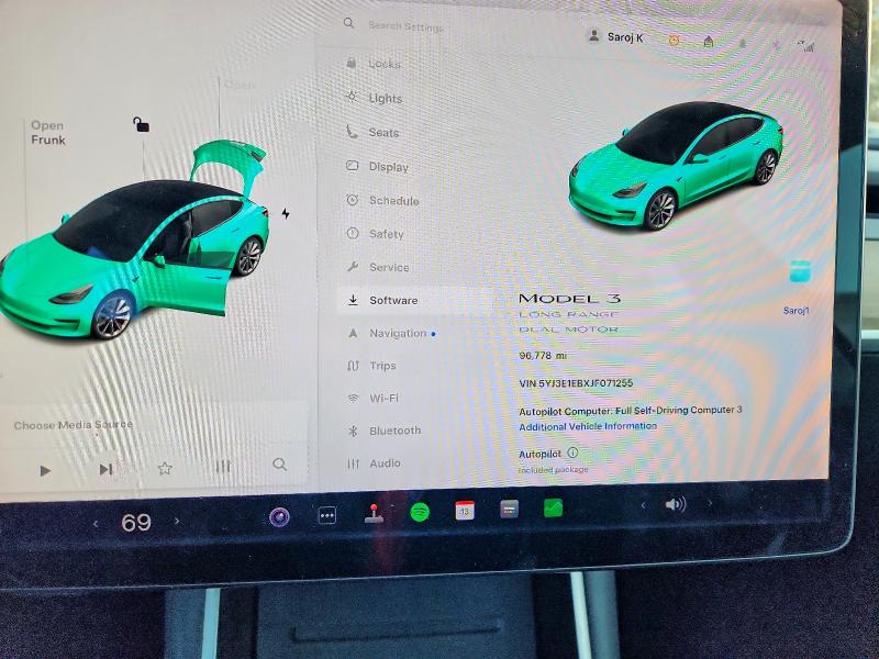 Photo 9 from auction – 2018 TESLA MODEL 3 with VIN 5YJ3E1EBXJF071255