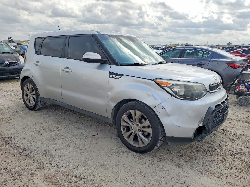 Photo 4 from auction – 2016 KIA SOUL with VIN KNDJP3A51G7842102