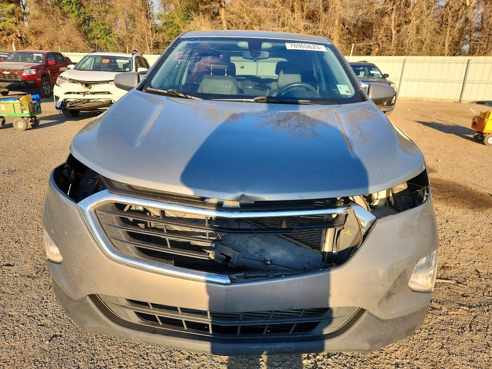 Фото 5 с аукциона – 2018 CHEVROLET EQUINOX с VIN 3GNAXJEVXJS615313
