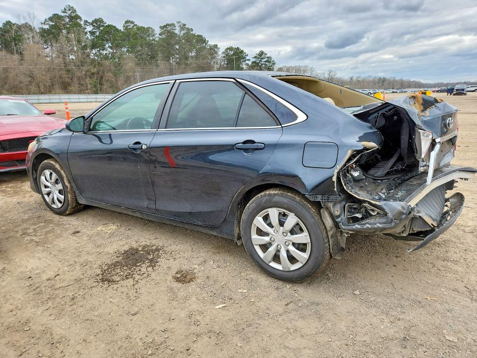 Photo 2 from auction – 2015 TOYOTA CAMRY with VIN 4T4BF1FKXFR496739