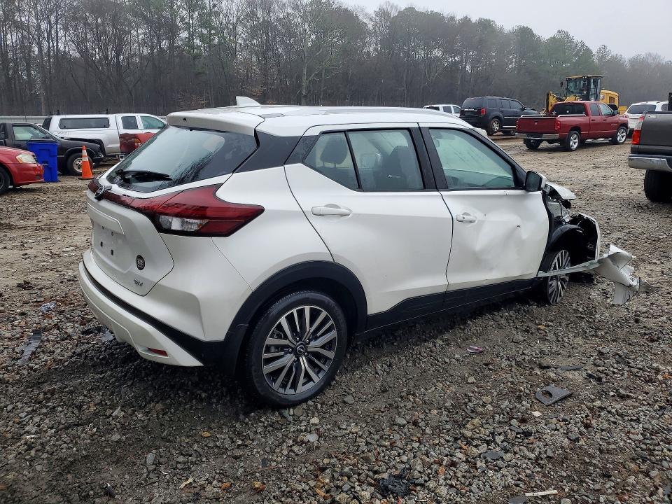 Photo 3 from auction – 2023 NISSAN KICKS with VIN 3N1CP5CVXPL532997