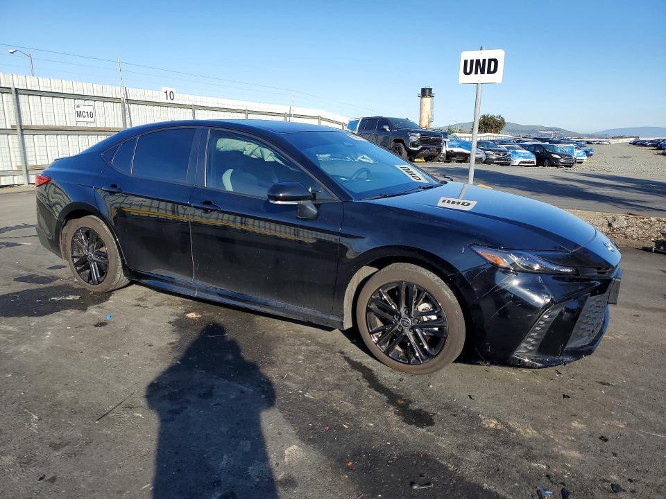 Photo 4 from auction – 2025 TOYOTA CAMRY with VIN 4T1DAACK0SU634935