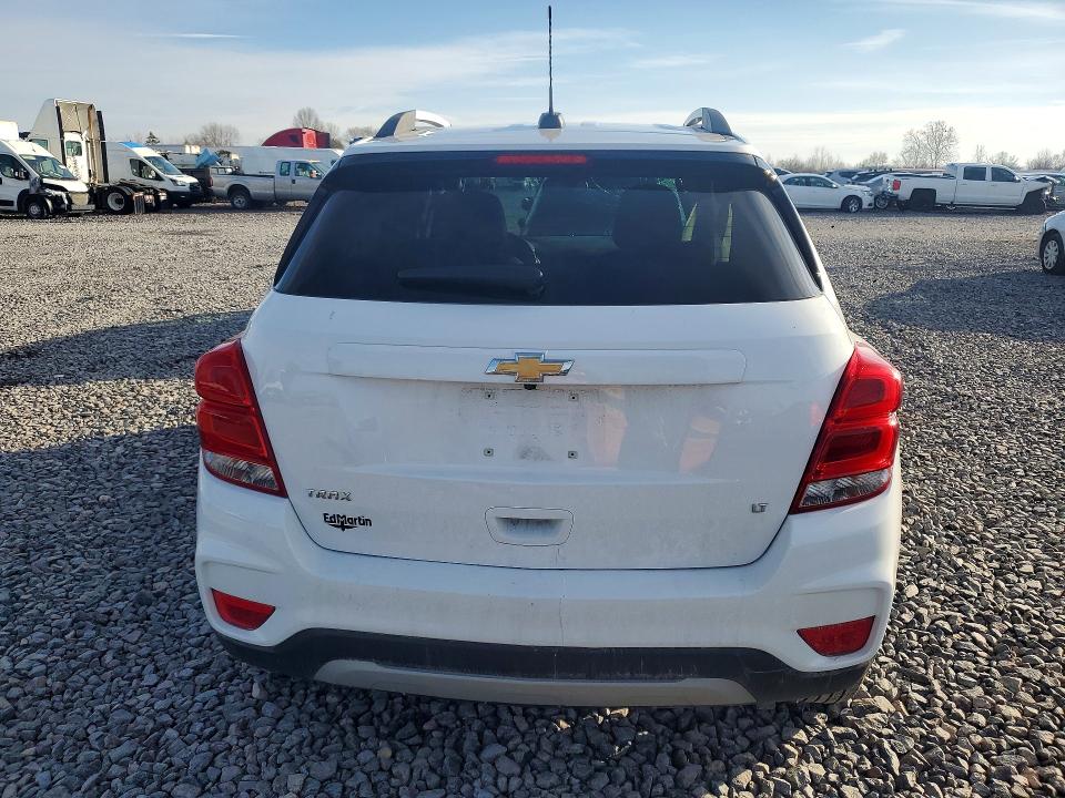 Photo 6 from auction – 2020 CHEVROLET TRAX with VIN KL7CJLSB7LB074600