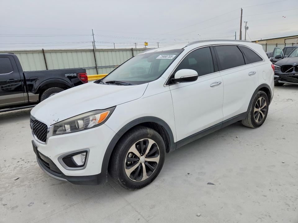 KIA SORENTO 2017 z numerem VIN 5XYPH4A52HG319947 - Zdjęcie z aukcji