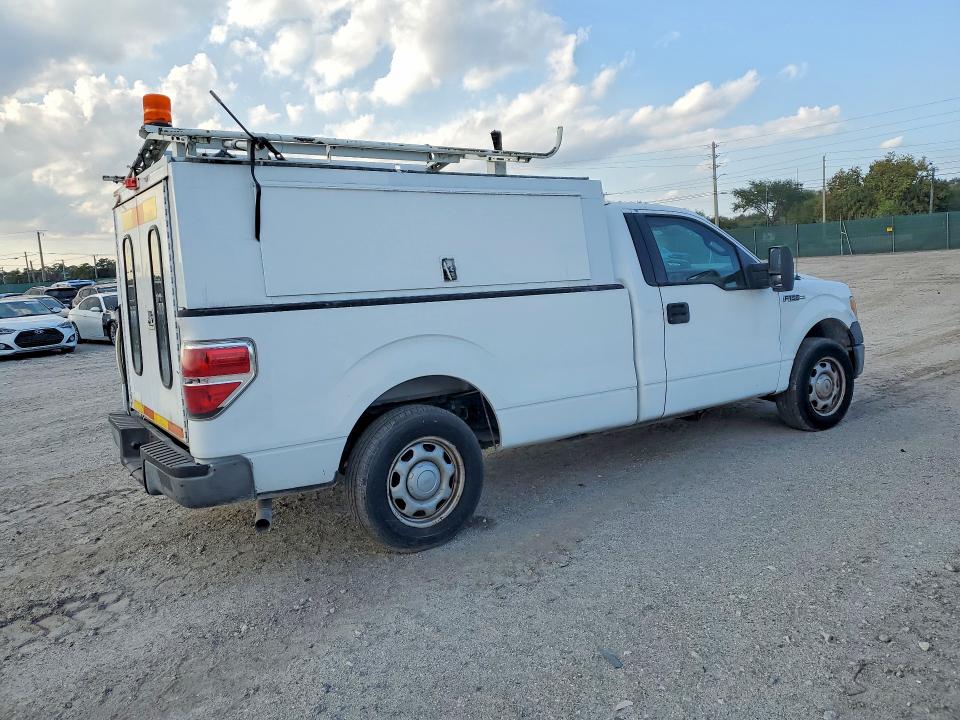 Photo 3 from auction – 2010 FORD F150 with VIN 1FTMF1CW8AKB11097