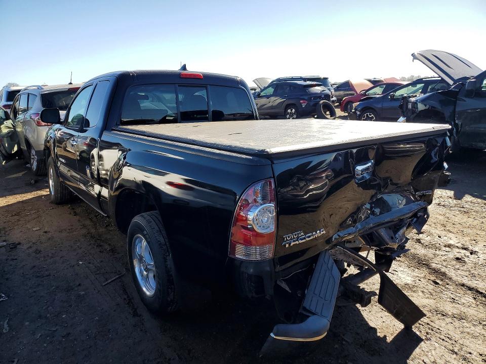 Photo 2 from auction – 2014 TOYOTA TACOMA with VIN 5TFTX4CN2EX043082
