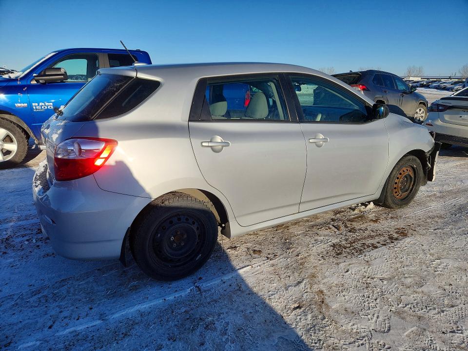 Photo 3 from auction – 2010 TOYOTA COROLLA MATRIX with VIN 2T1KU4EE9AC239305
